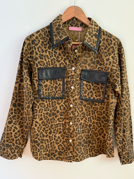 JJ’s Fairyland Tops - Leopard Print Button Down Shirt Faux Leather Trim Utility Top Women S